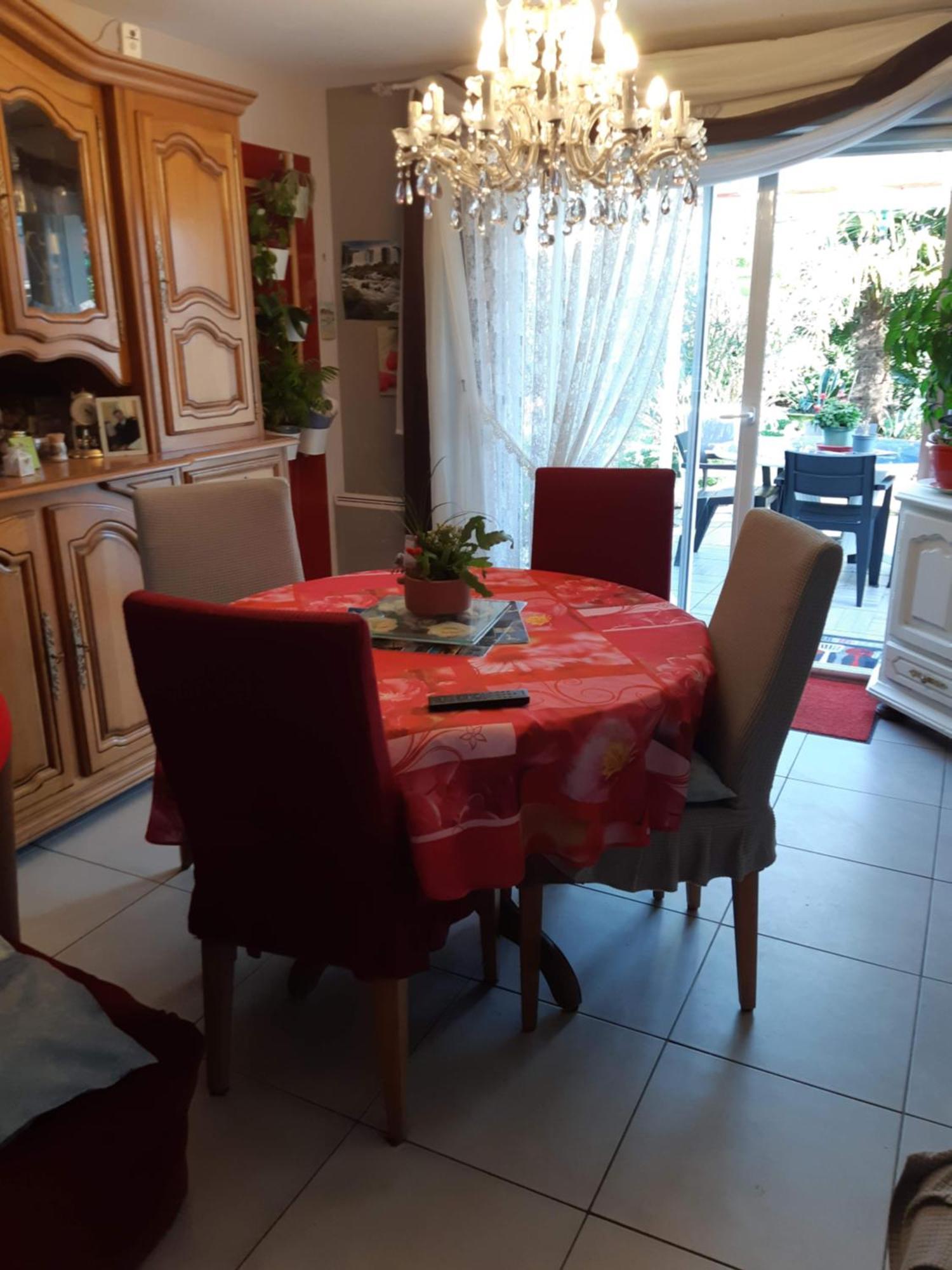 Chambre Lit Double Dans Pavillon , Chez Lilyanne Tonnay-Charente Buitenkant foto